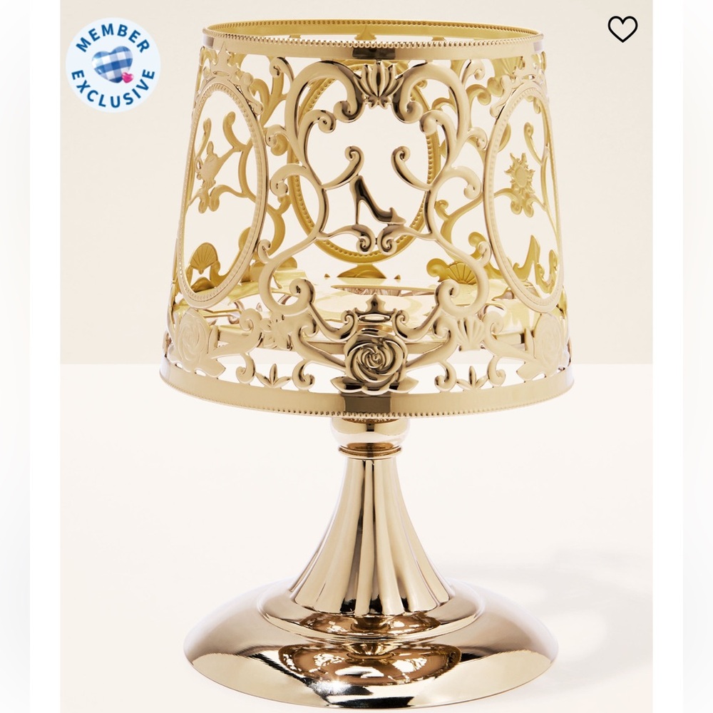 🆕 Bath and Body Works x Disney Princess Royal Lamp